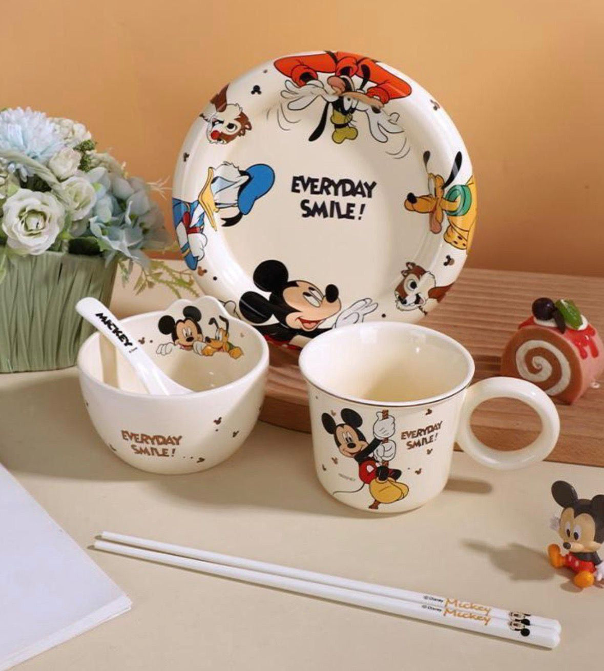 Disney Mickey & Friends Ceramic Dinnerware Set – Premium Kids Tableware Gift Set (Complete Meal Set)