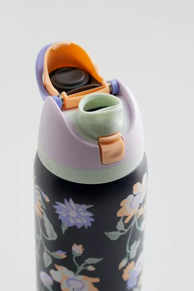 Owala UO Exclusive 32oz FreeSip Bow Water Bottle - Midnight Garden Flora