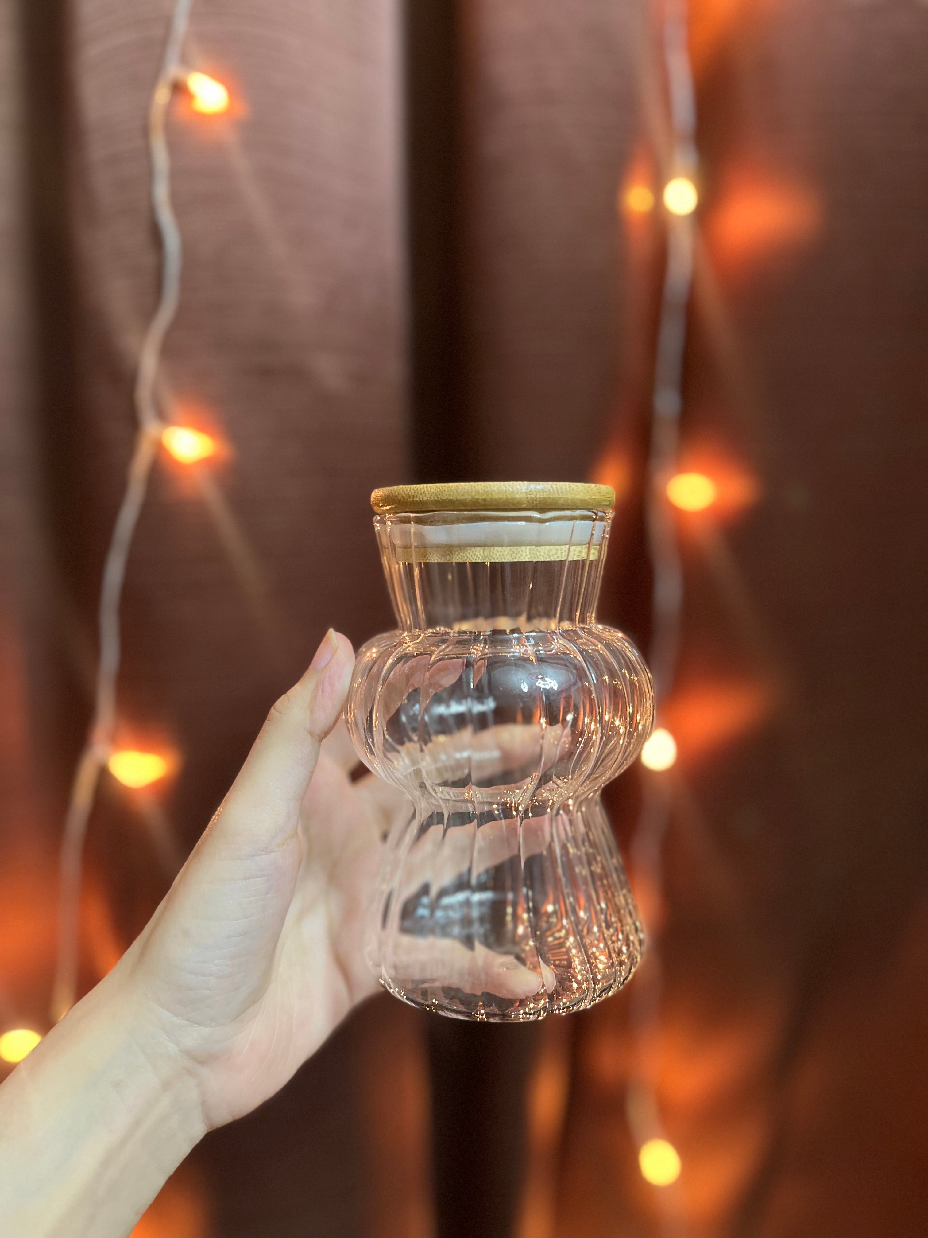 Curve Shaped Glass Tumbler With Glass Straw