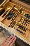 Black-gold cutlery set